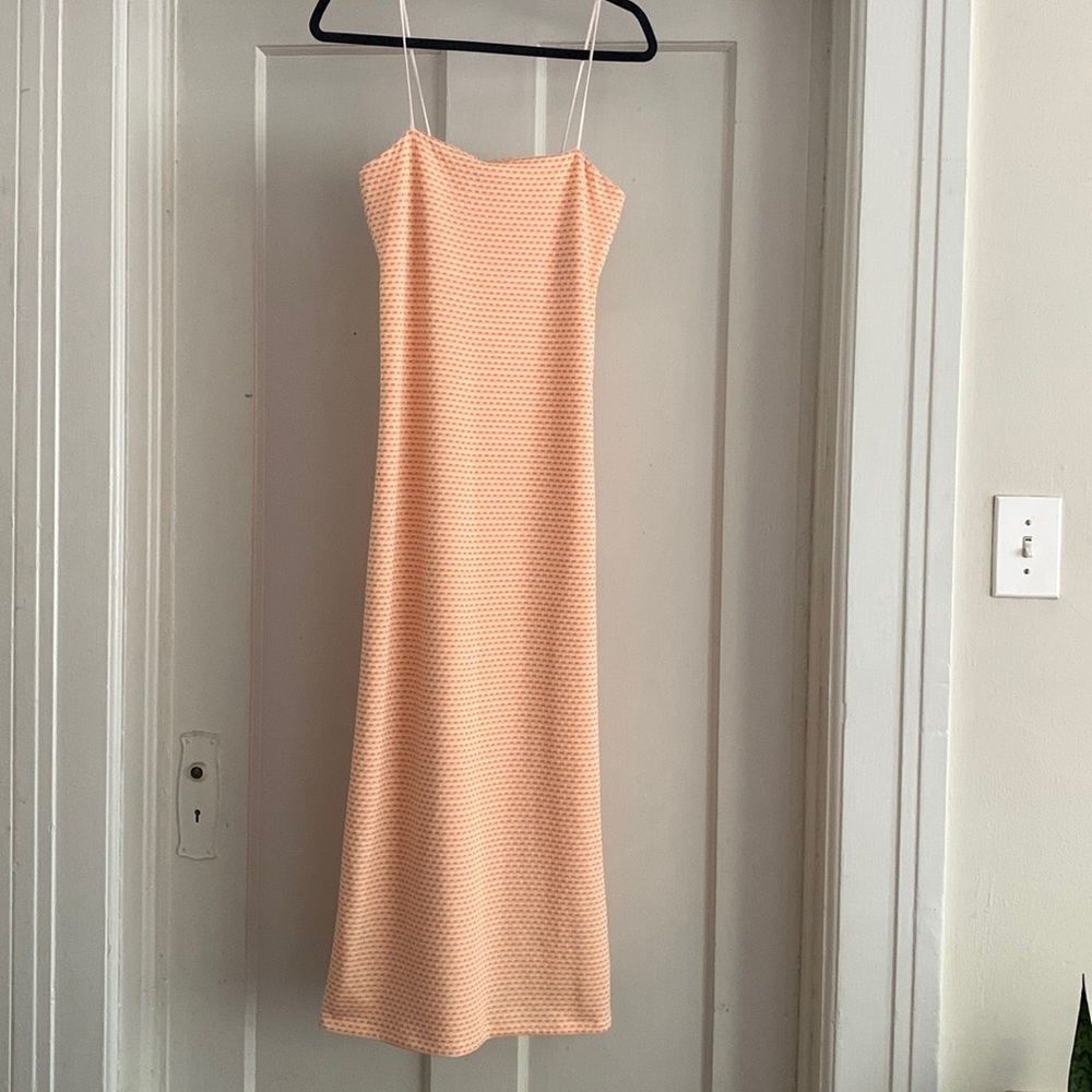 Maxi tube dress with spaghetti straps. Size: Sml